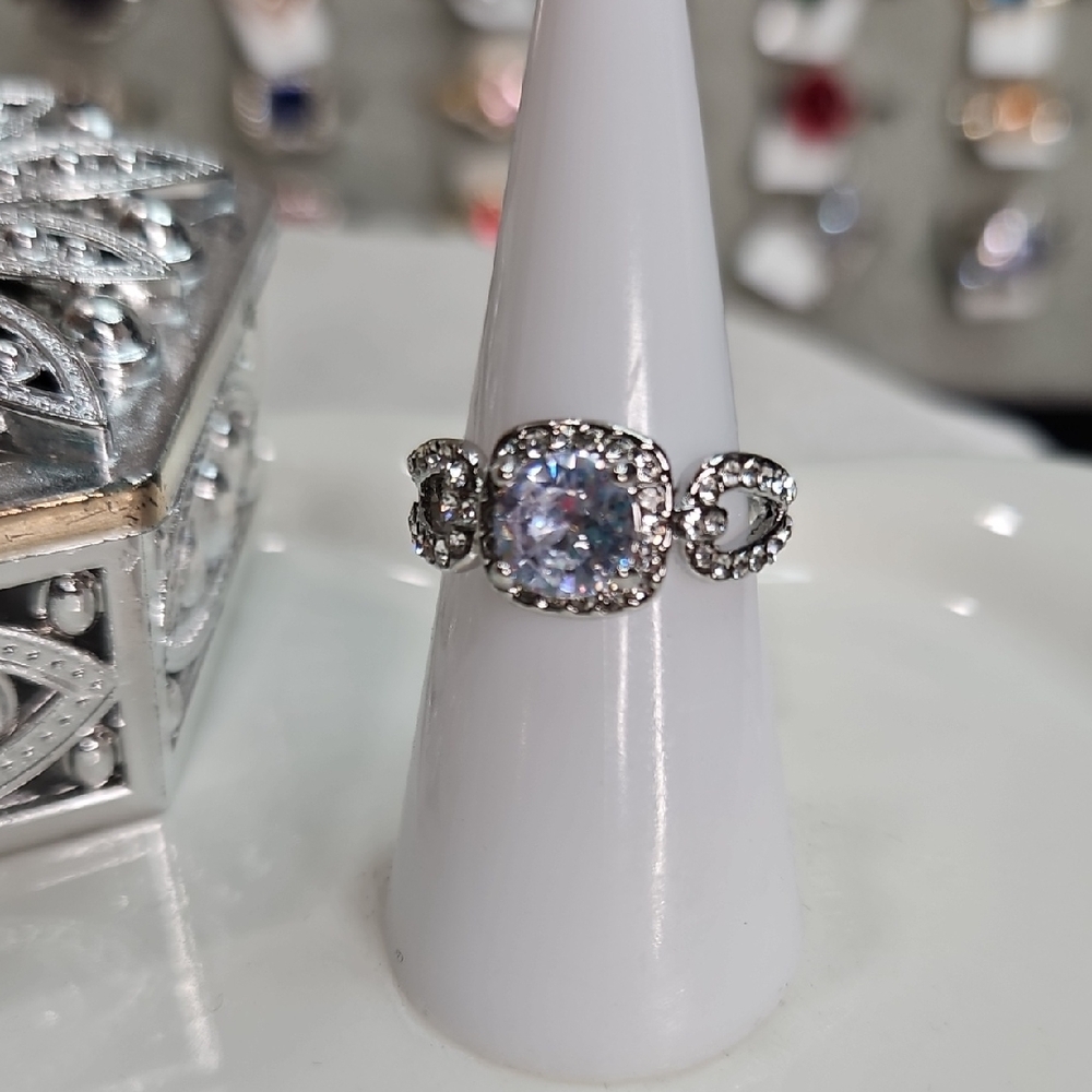 Women's Clear Silver Square Crystal Rhinestone Fashion Cocktail Ring Elegant NEW